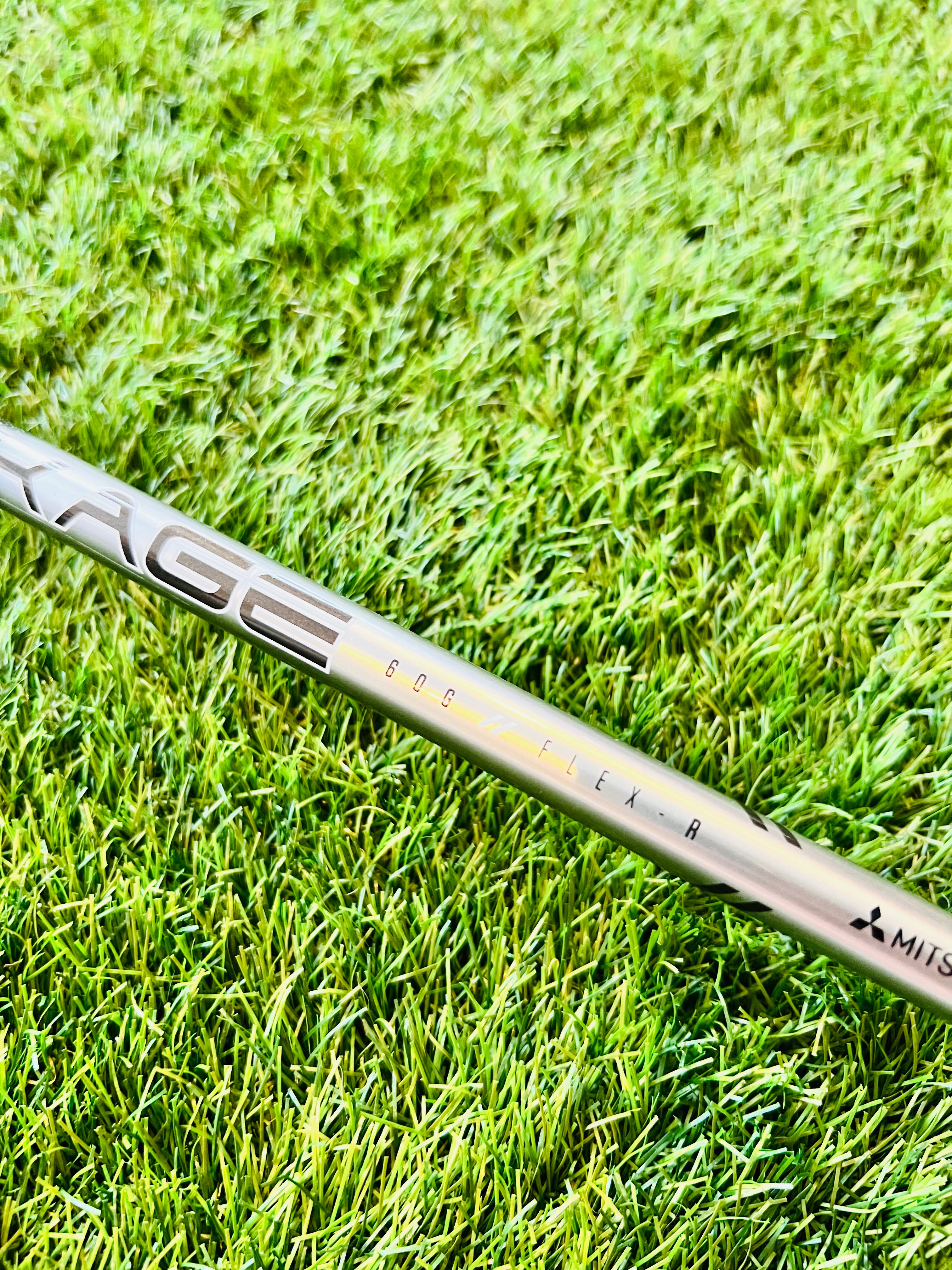 Close up op de shaftinformatie van de Taylormade jetspeed driver