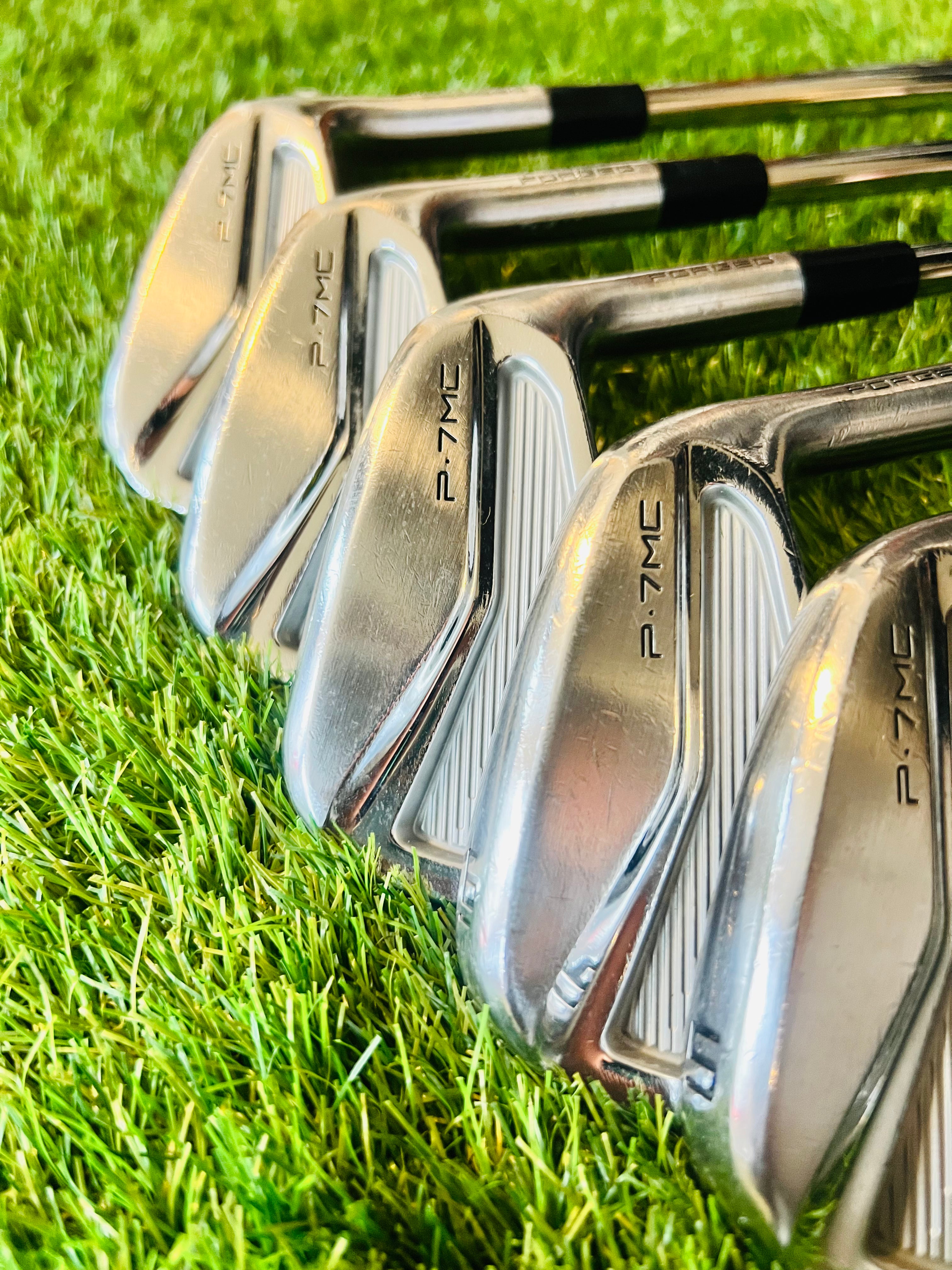 Close up van de Taylormade P-7MC ijzerset