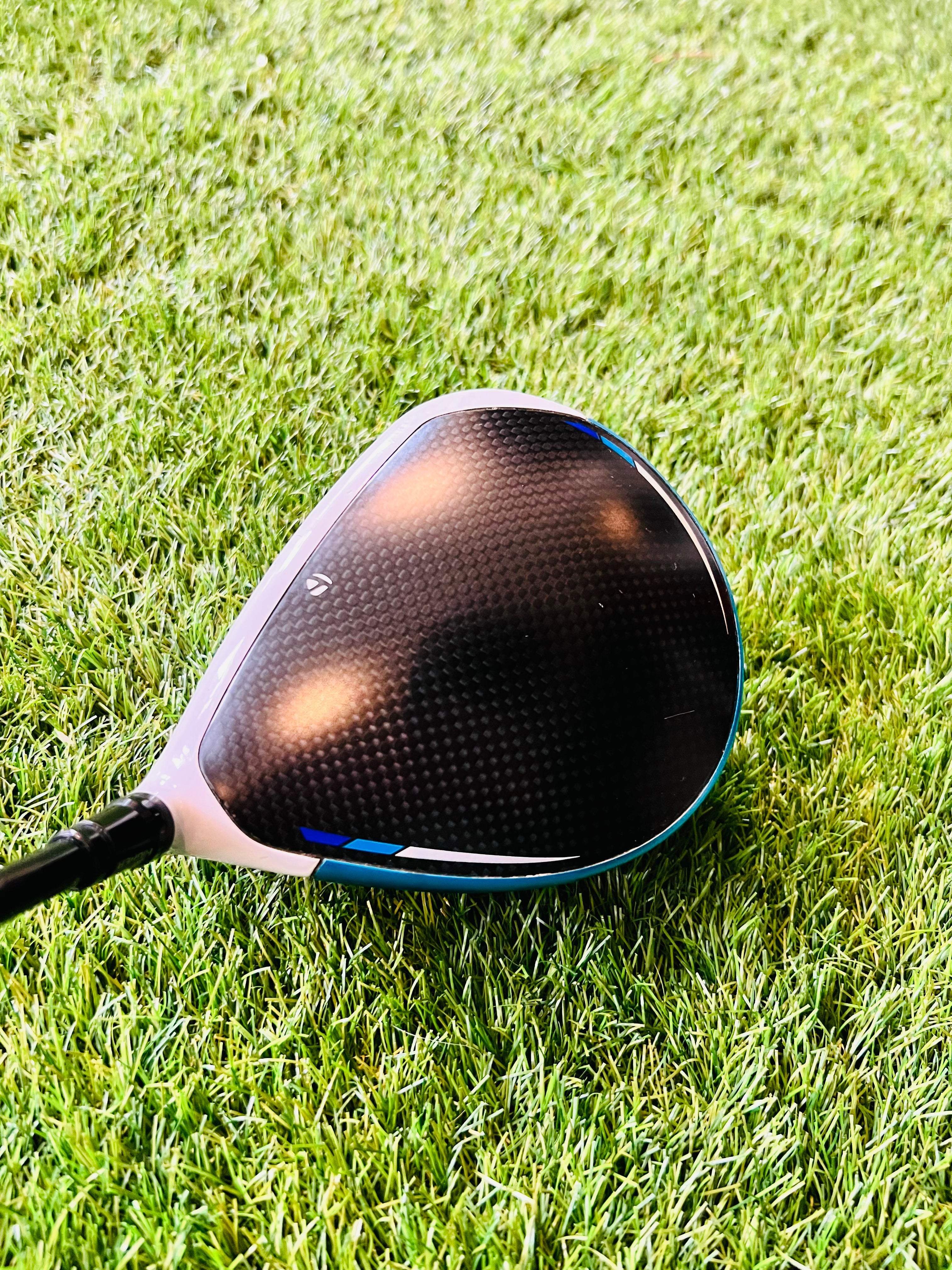 Bovenaanzicht van de Taylormade Sim 2 Max