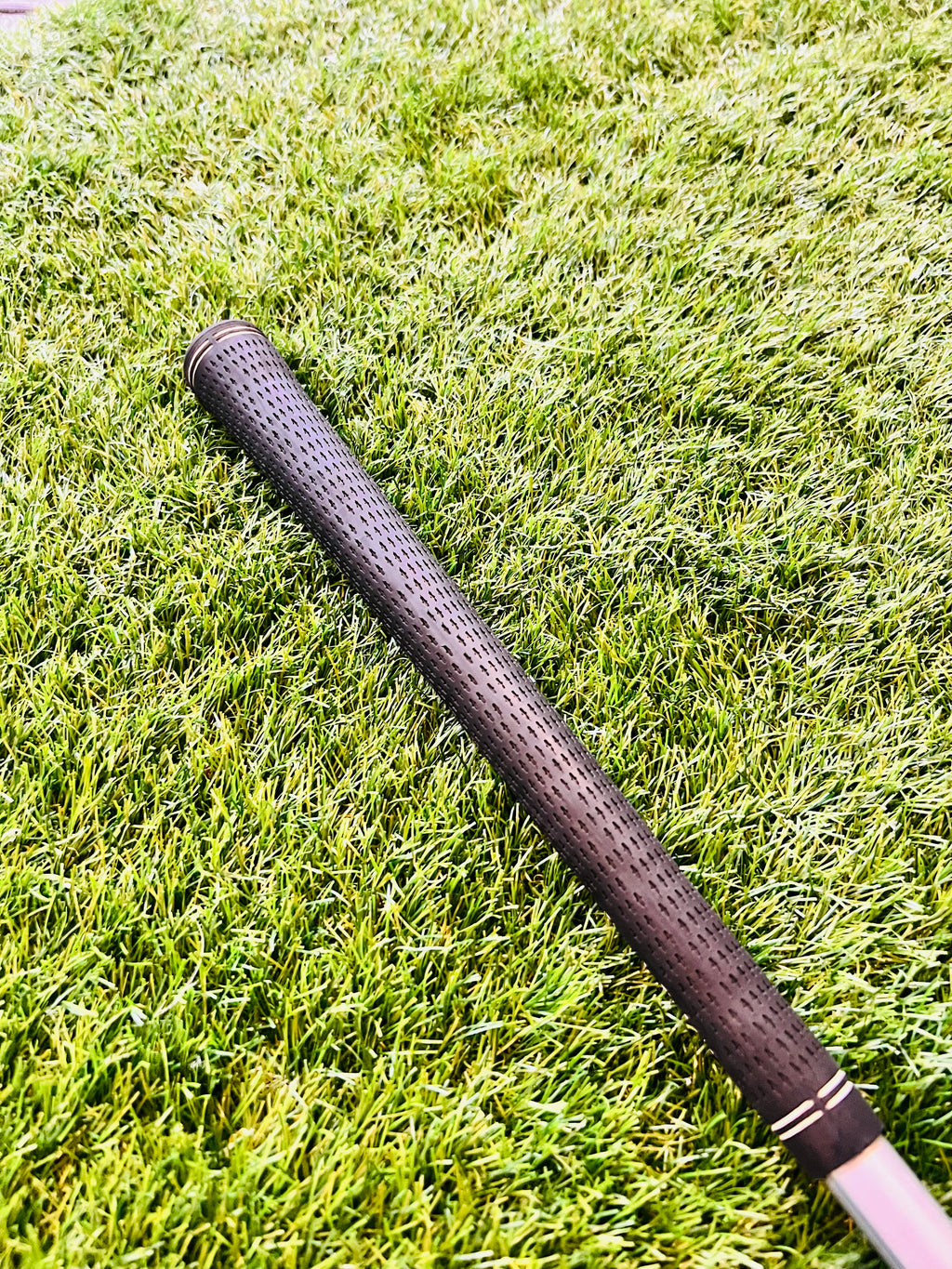 De gemonteerde grip op de Taylormade SLDR 5W