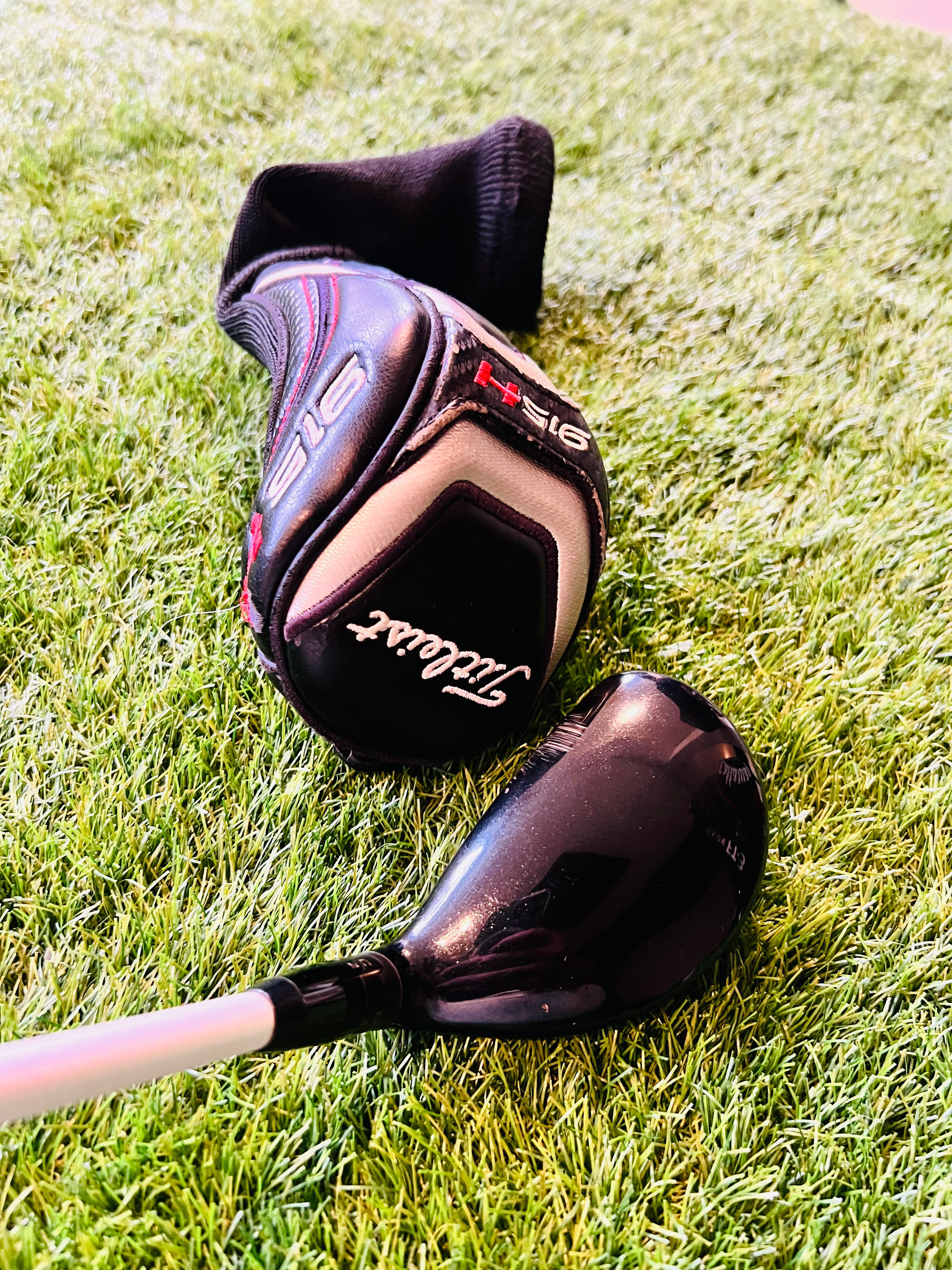 Bovenaanzicht Titleist 915H Hybride