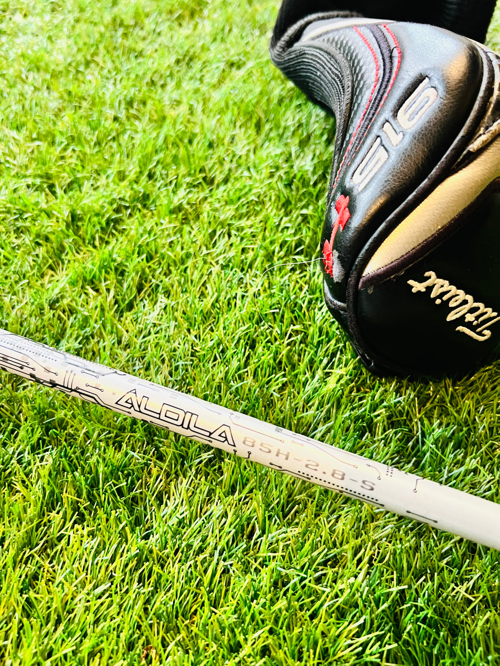 Shaftinformatie Aldila Stiff Titleist 915 hybride 2