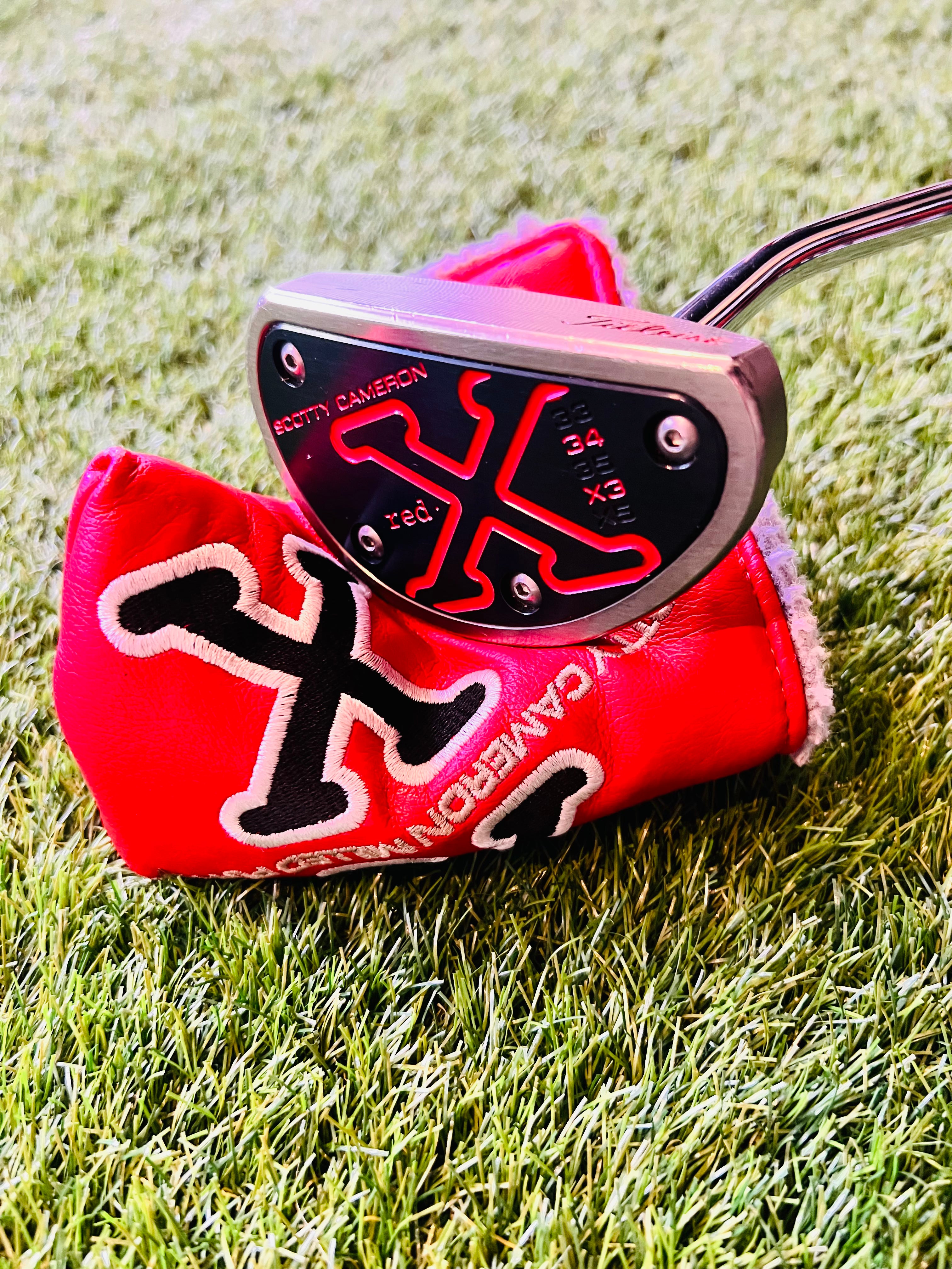 Titleist Scotty Cameron Red X3