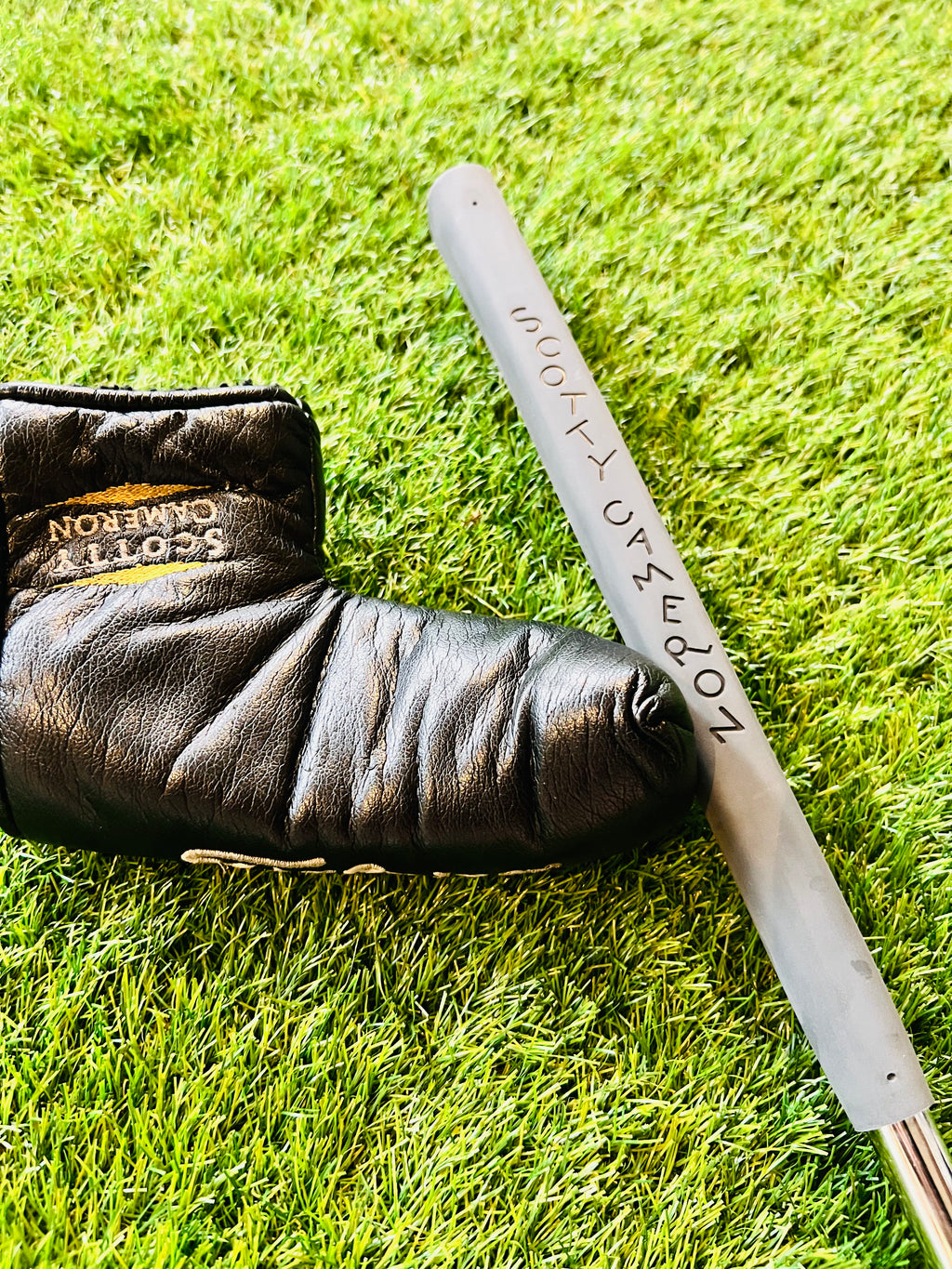 Scotty Cameron Grip op Titleist Tour Model 